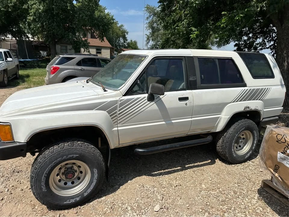 1987 Toyota 4Runner 1st Gen - Image 2 of 5