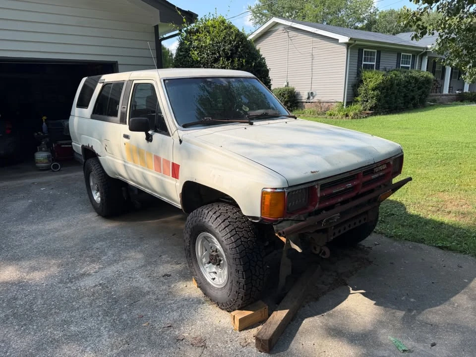 1987 Toyota 4Runner 1st Gen - Image 2 of 12