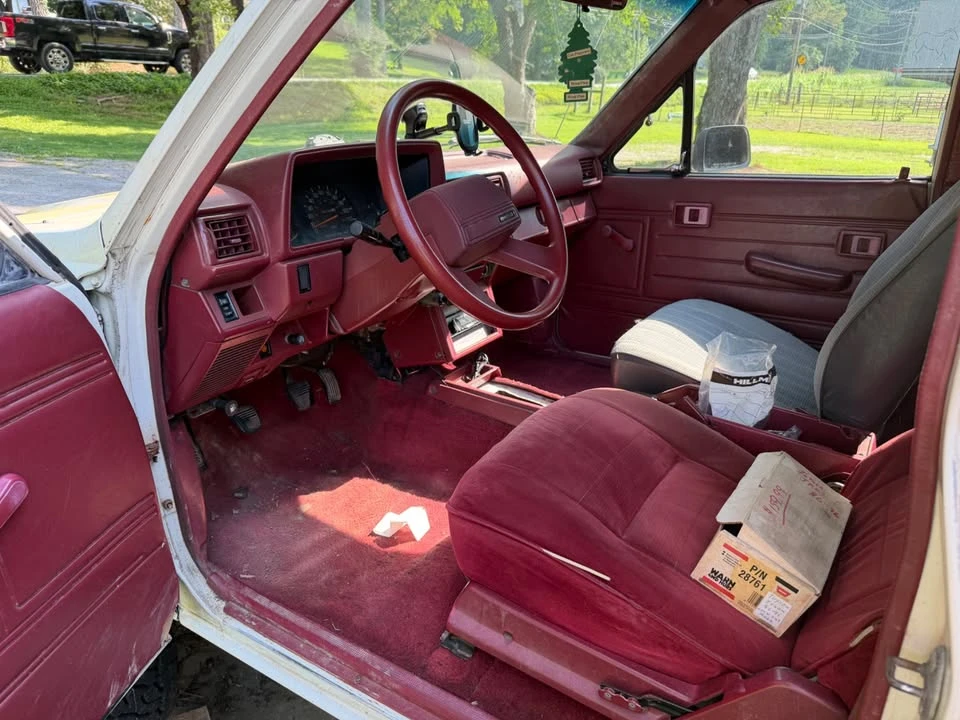 1987 Toyota 4Runner 1st Gen - Image 6 of 12