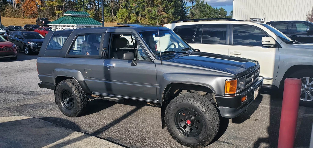1987 Toyota 4Runner 1st Gen - Image 12 of 31
