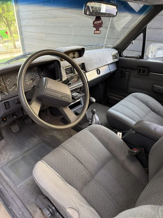 1987 Toyota 4Runner 1st Gen - Image 17 of 31