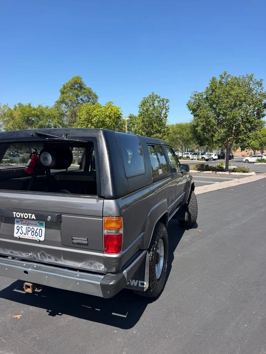 1987 Toyota 4Runner 1st Gen - Image 25 of 31
