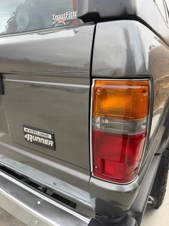 1987 Toyota 4Runner 1st Gen - Image 27 of 31
