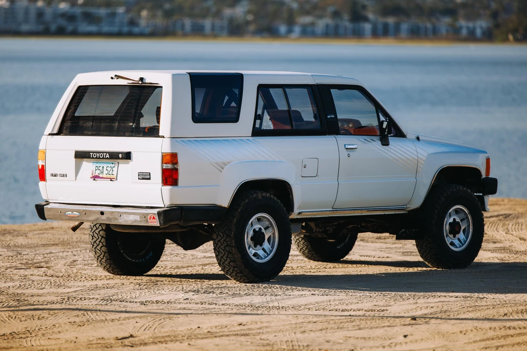1987 Toyota 4Runner 1st Gen - Image 25 of 31