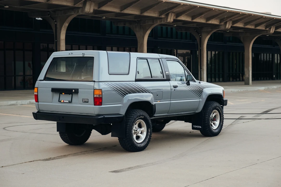 1987 Toyota 4Runner 1st Gen - Image 15 of 31