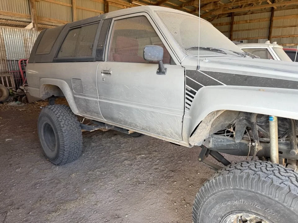 1987 Toyota 4Runner 1st Gen - Image 5 of 11