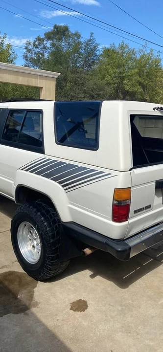 1987 Toyota 4Runner 1st Gen - Image 4 of 8