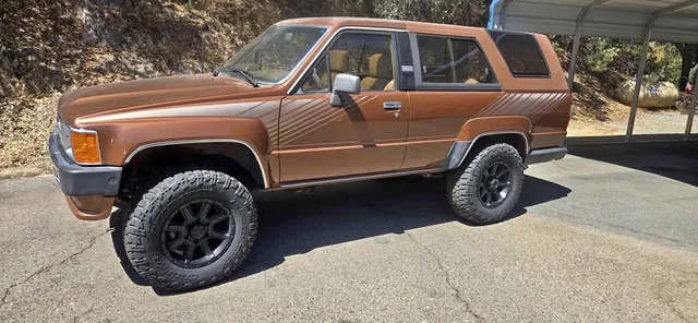 1987 Toyota 4Runner SR5 Sport Utility 2D