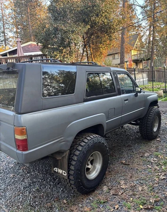 1987 Toyota 4Runner 1st Gen - Image 4 of 10
