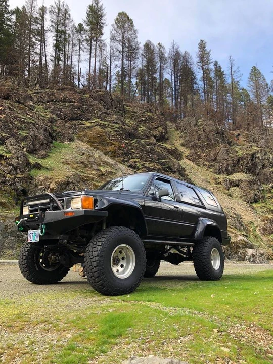 1987 Toyota 4Runner 1st Gen - Image 6 of 8