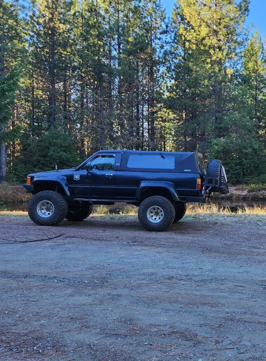 1987 Toyota 4Runner 1st Gen - Image 7 of 8