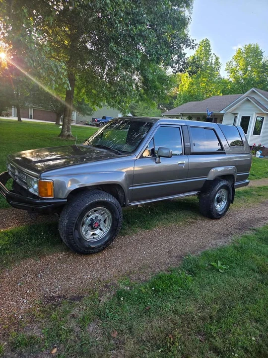 1987 Toyota 4Runner 1st Gen - Image 2 of 5