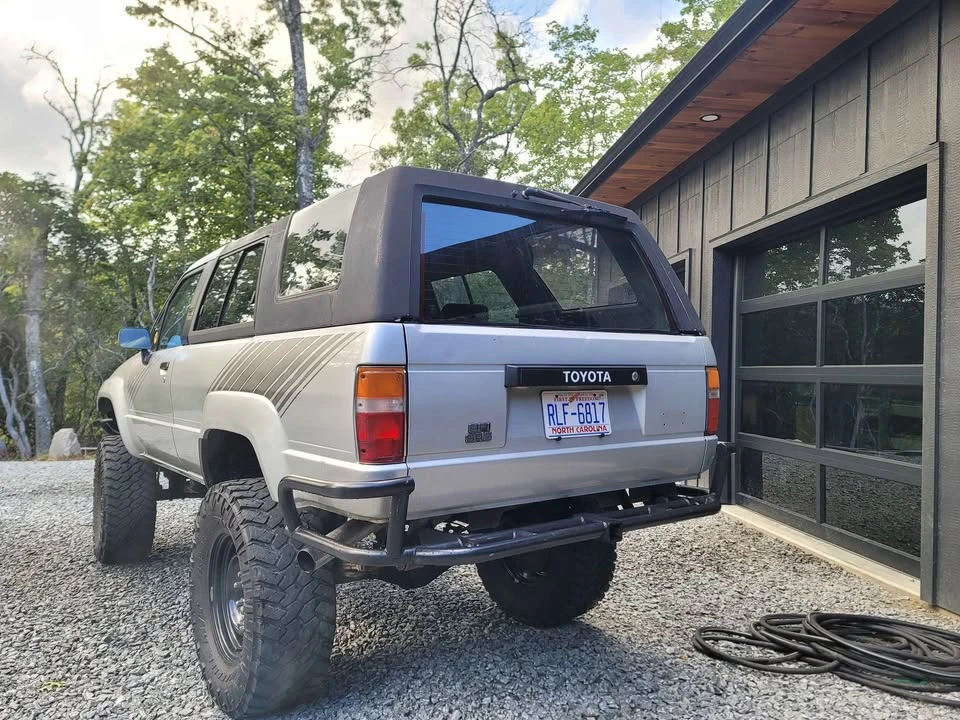 1987 Toyota 4Runner 1st Gen - Image 4 of 11