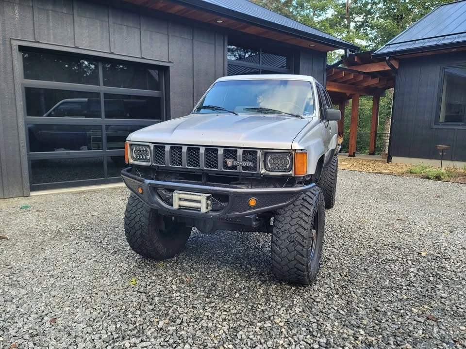 1987 Toyota 4Runner 1st Gen - Image 2 of 11