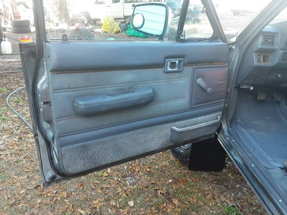1987 Toyota 4Runner 1st Gen - Image 12 of 17