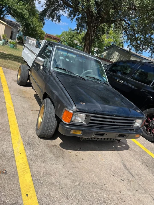 1987 Toyota Corolla AE86 - Image 2 of 11