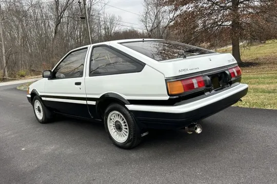 1987 Toyota Corolla AE86 - Image 2 of 7