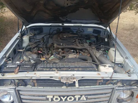 1987 Toyota FJ60 Land Cruiser
