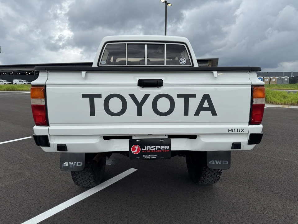 1987 Toyota Hilux 4th Gen - Image 12 of 31