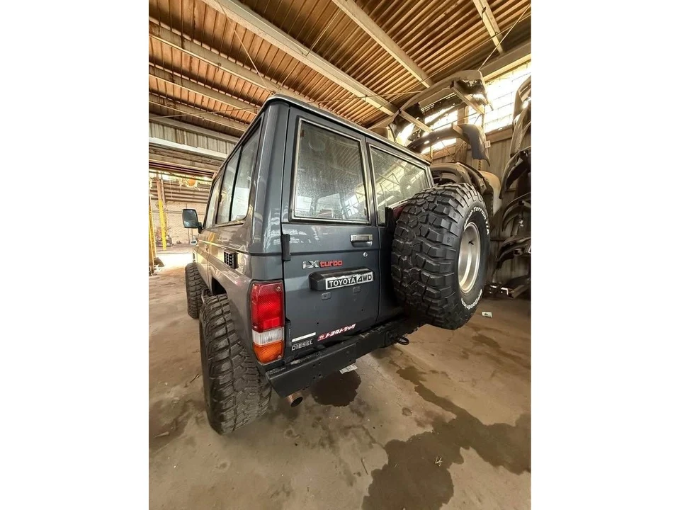 1987 Toyota J60 Land Cruiser - Image 5 of 13
