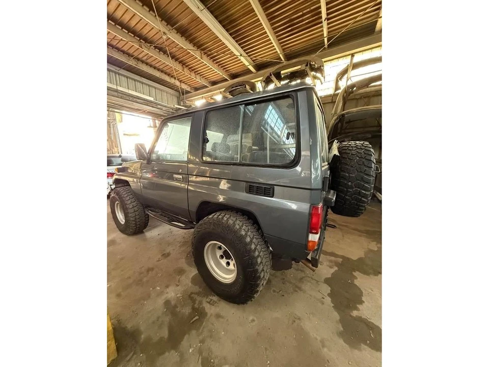 1987 Toyota J60 Land Cruiser - Image 3 of 13