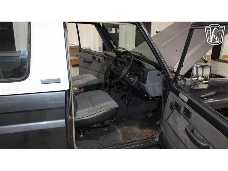 1987 Toyota J60 Land Cruiser - Image 2 of 31