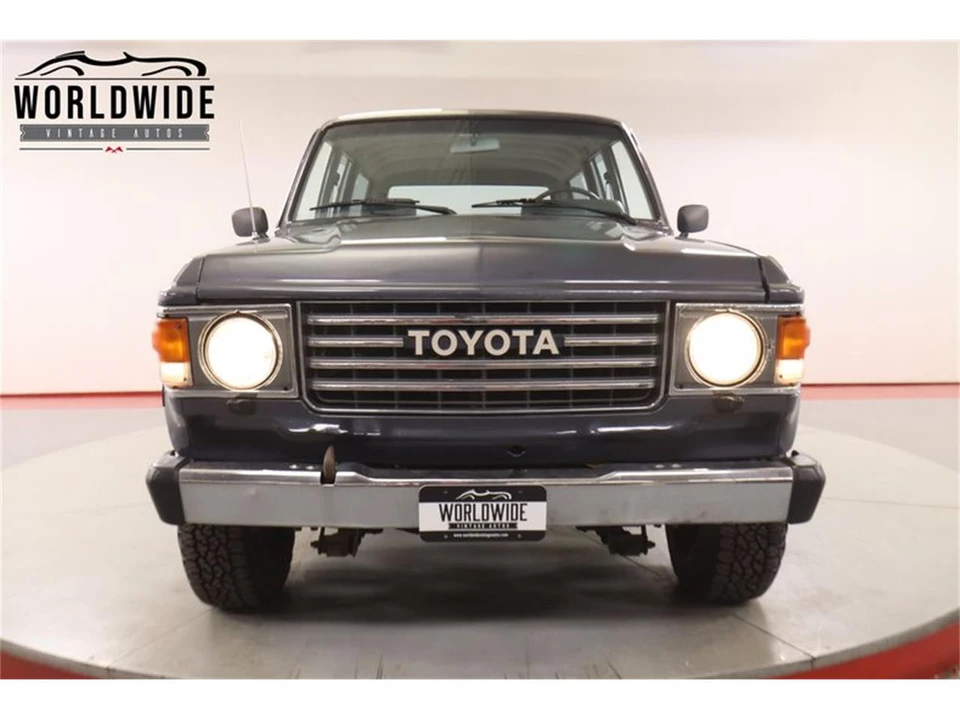 1987 Toyota J60 Land Cruiser - Image 16 of 31