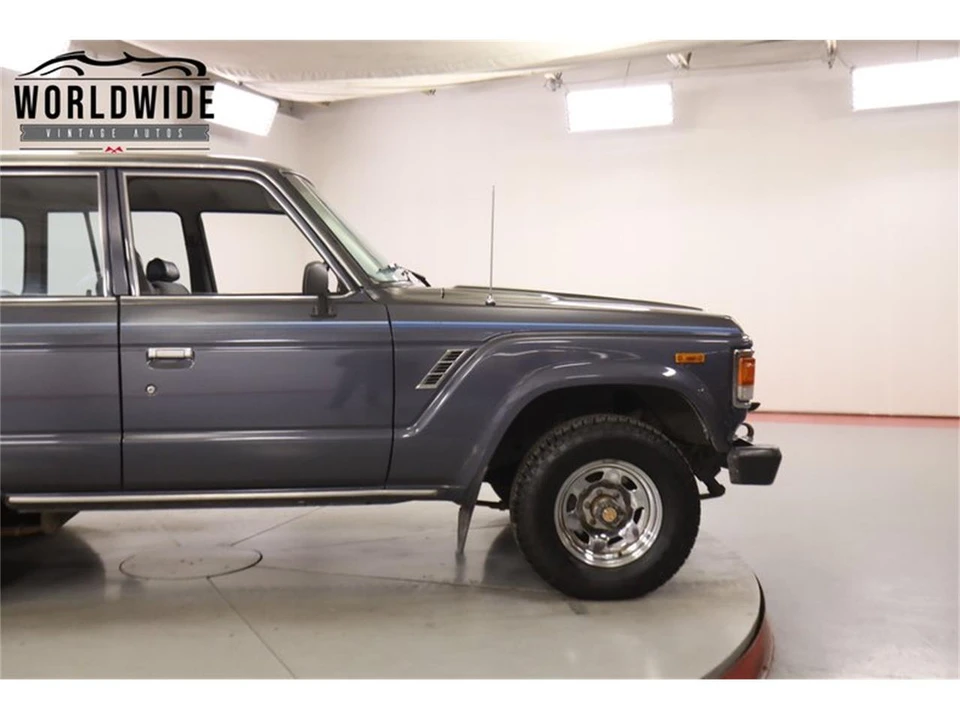 1987 Toyota J60 Land Cruiser - Image 8 of 31