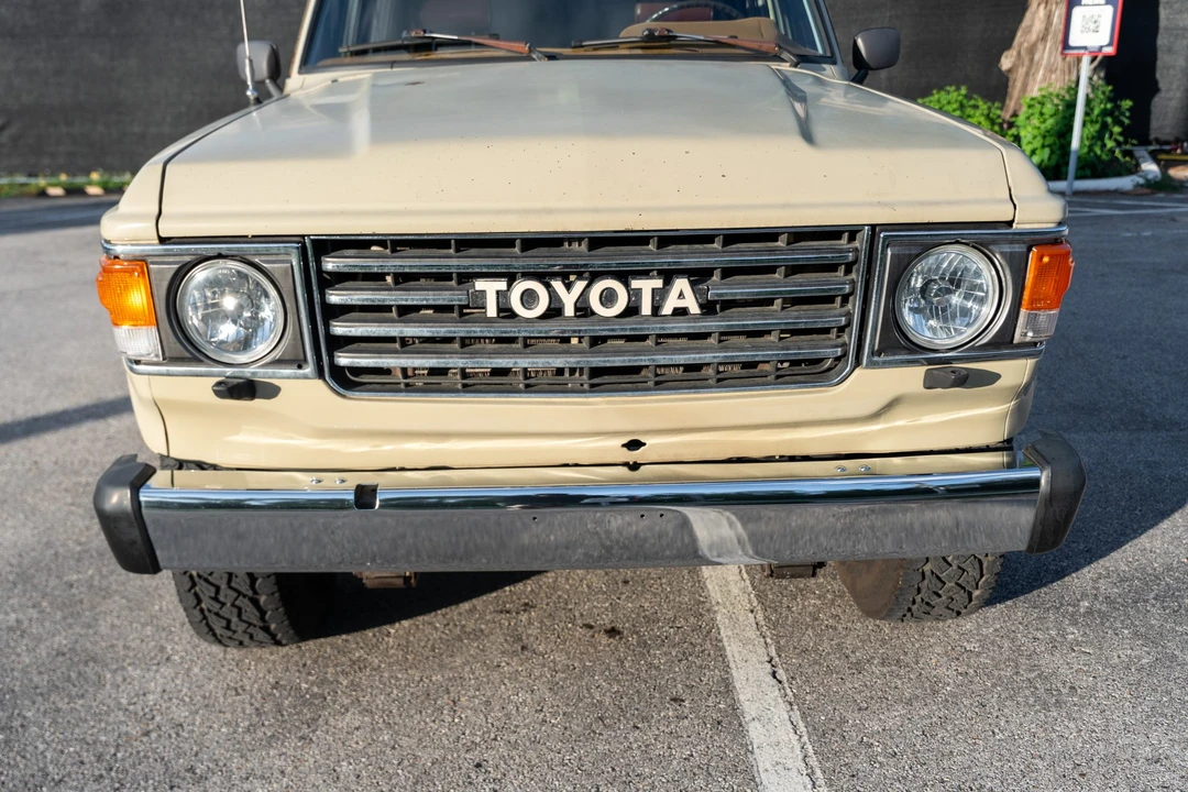1987 Toyota J60 Land Cruiser - Image 16 of 31