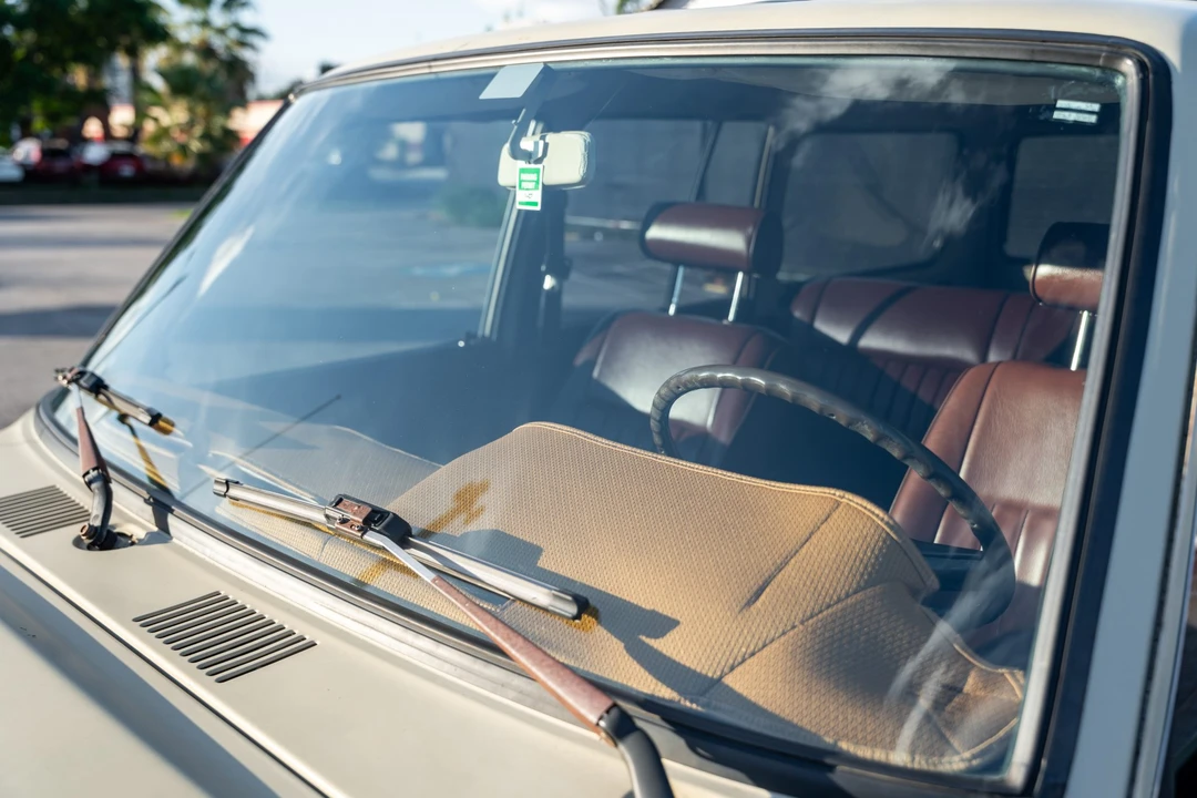 1987 Toyota J60 Land Cruiser - Image 20 of 31