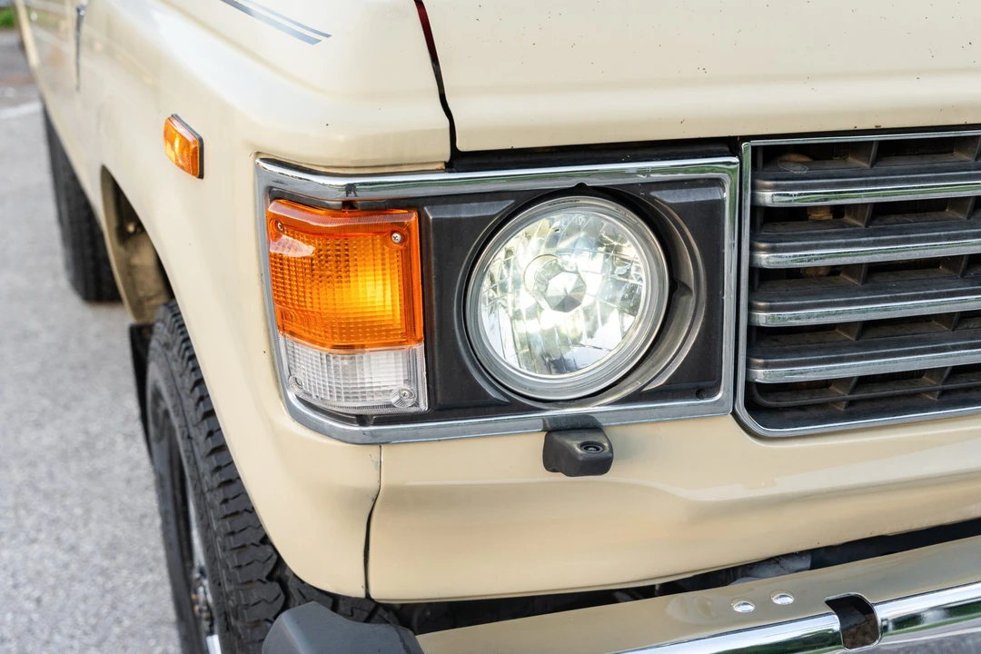 1987 Toyota J60 Land Cruiser - Image 12 of 31