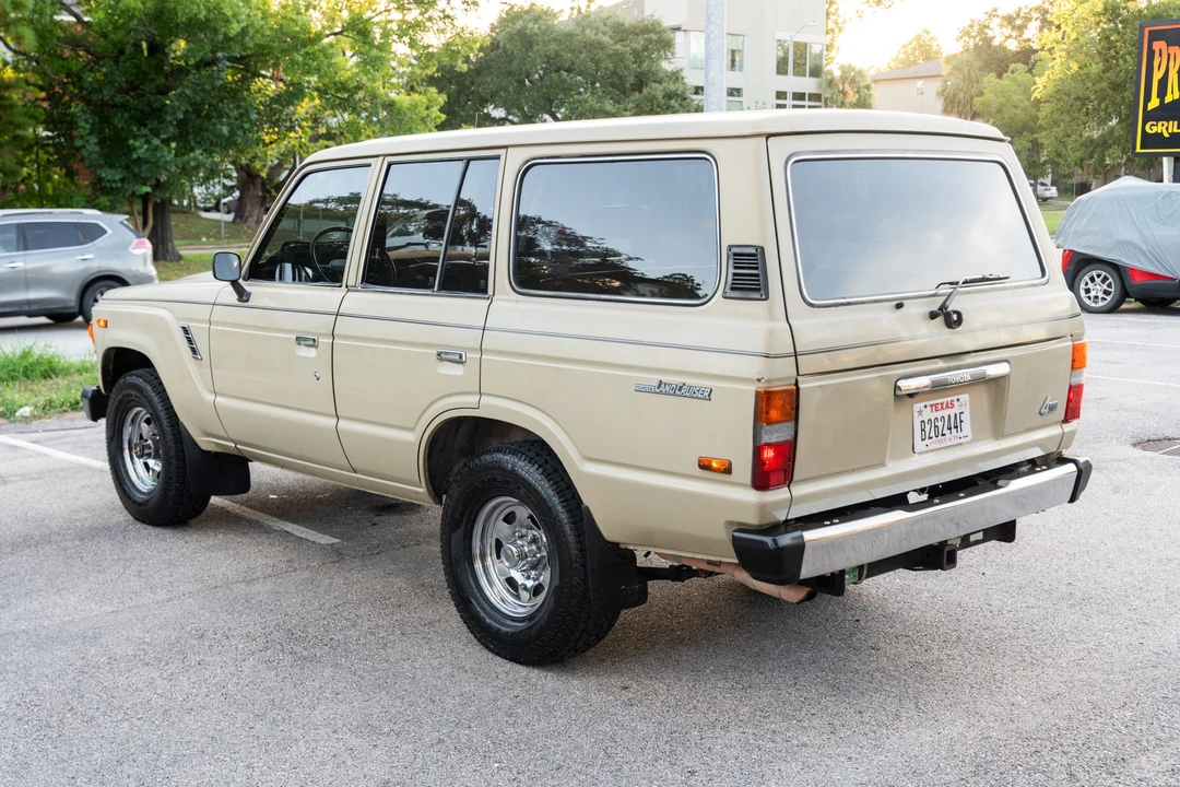 1987 Toyota J60 Land Cruiser - Image 4 of 31