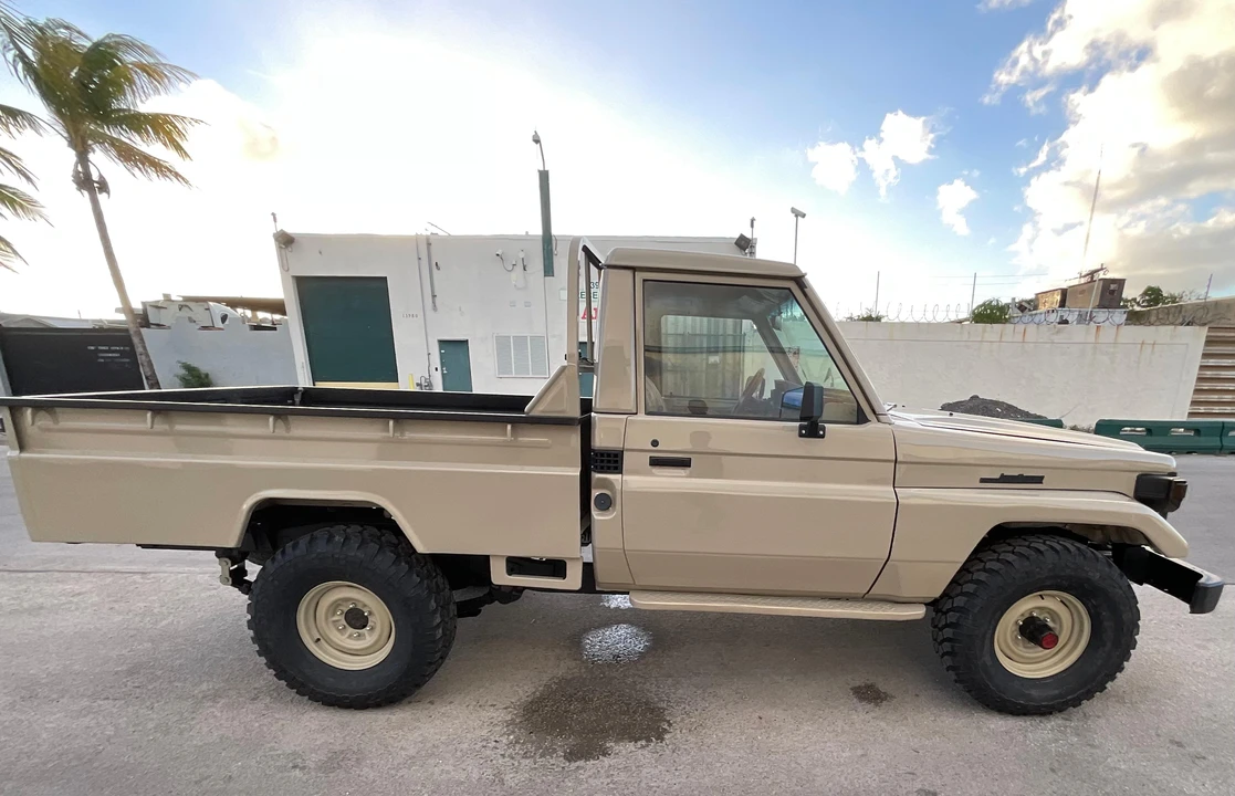 1987 Toyota J70 Land Cruiser - Image 31 of 31