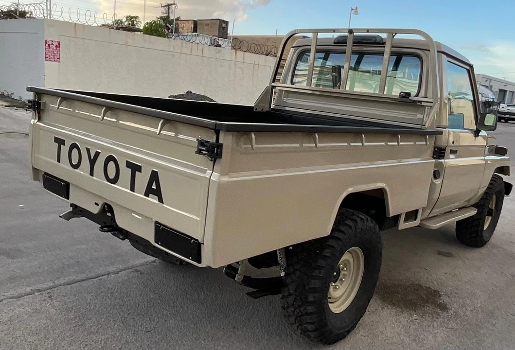 1987 Toyota J70 Land Cruiser - Image 26 of 31
