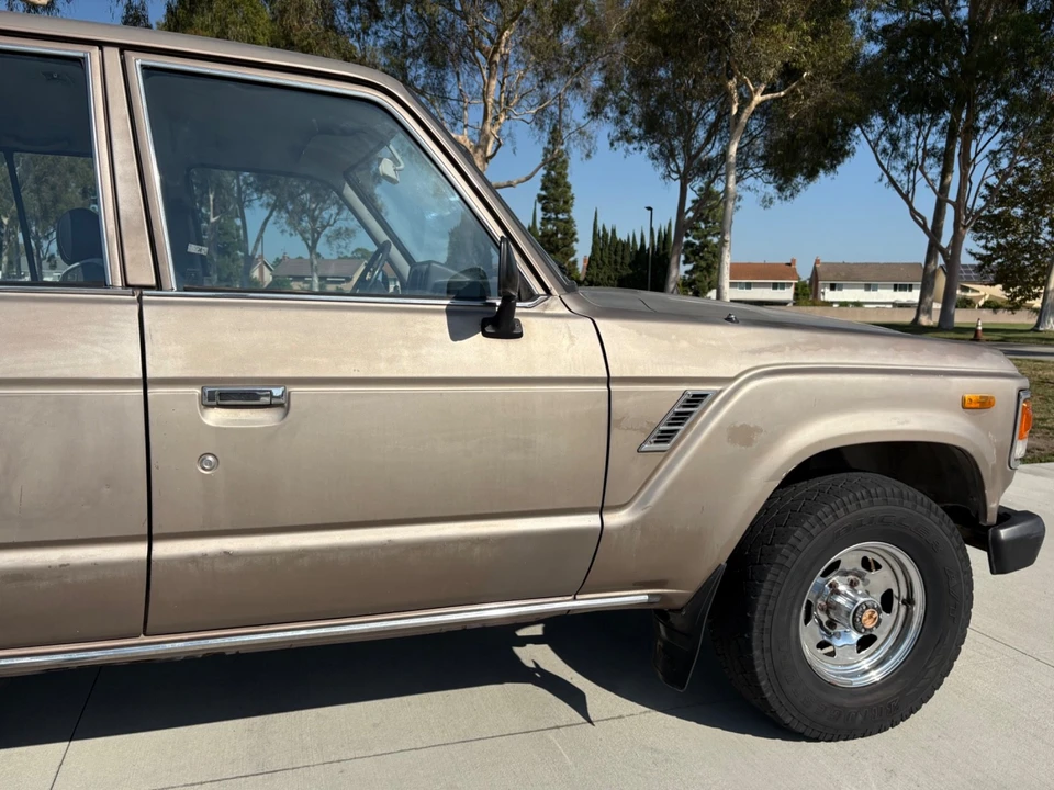 1987 Toyota J60 Land Cruiser - Image 12 of 21