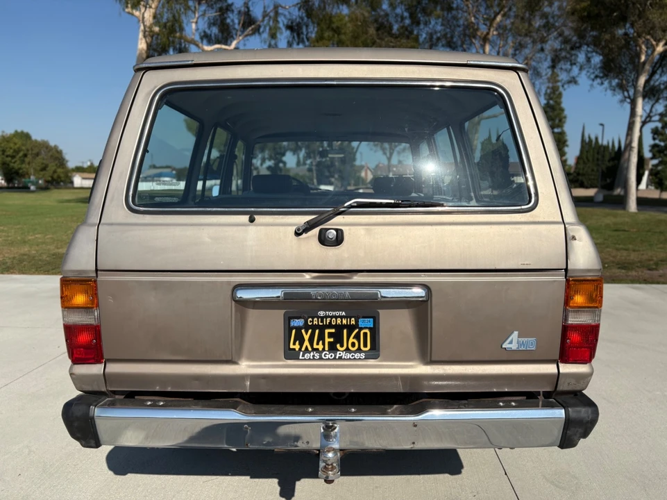 1987 Toyota J60 Land Cruiser - Image 8 of 21