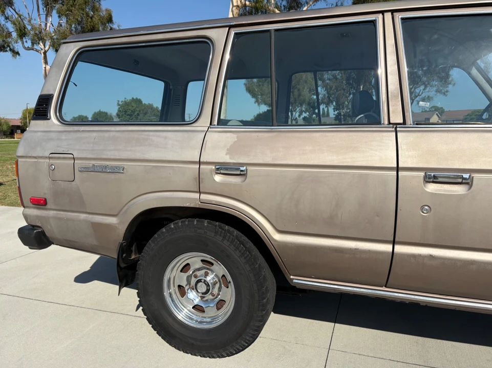 1987 Toyota J60 Land Cruiser - Image 13 of 21