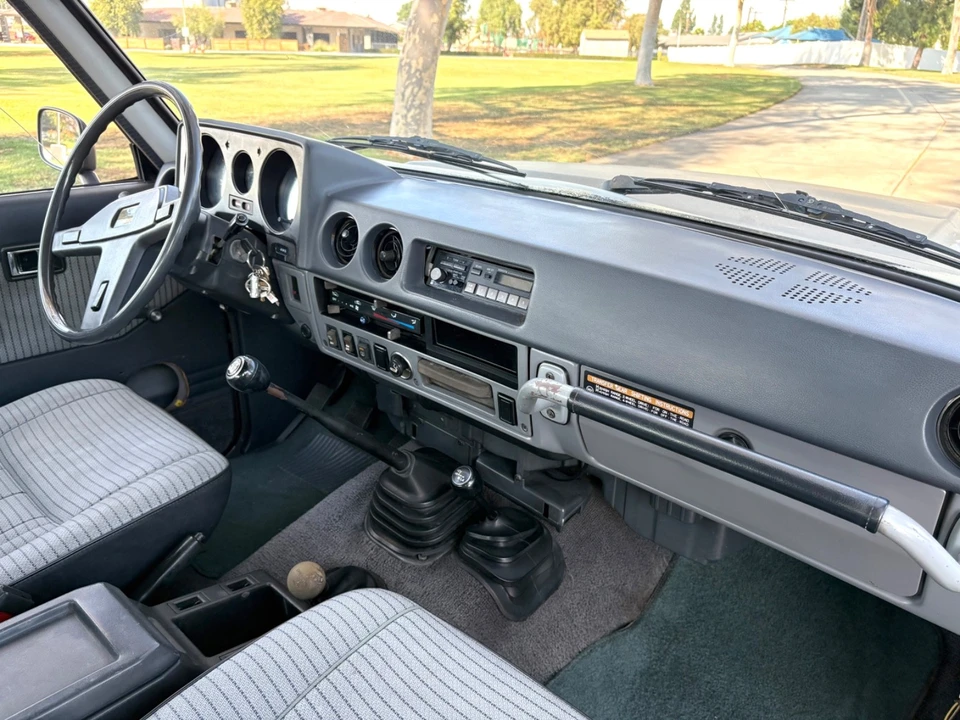 1987 Toyota J60 Land Cruiser - Image 20 of 21