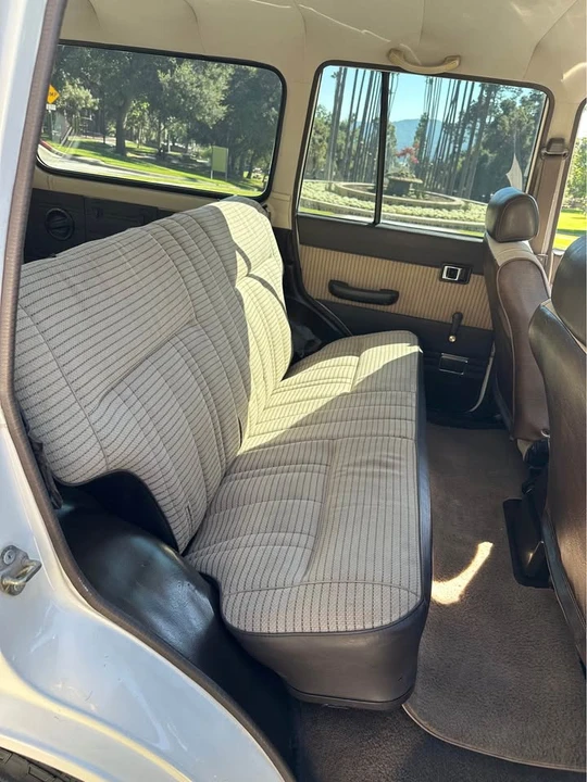 1987 Toyota Land Cruiser - Image 13 of 18