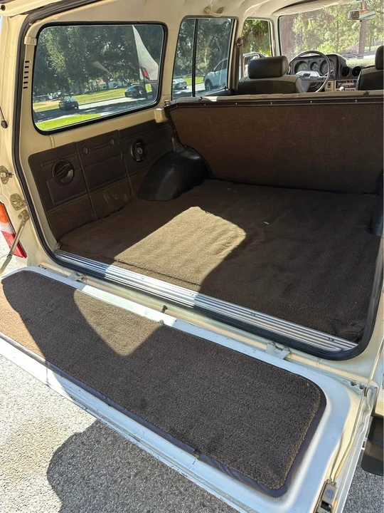1987 Toyota Land Cruiser - Image 9 of 18