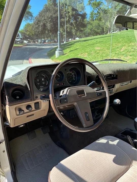 1987 Toyota Land Cruiser - Image 12 of 18