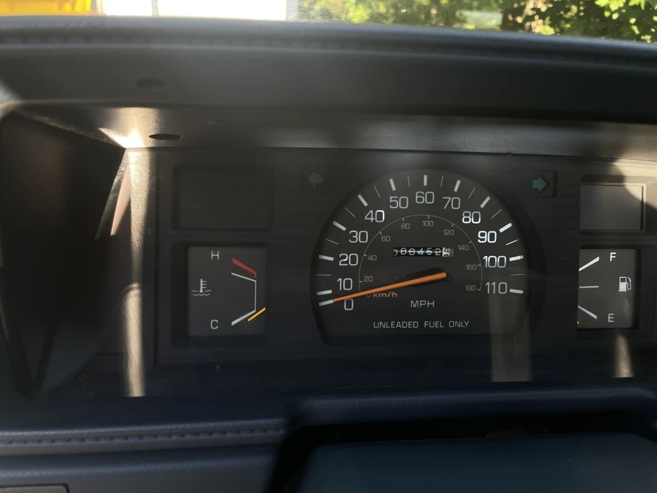 1987 Toyota Hilux 4th Gen - Image 14 of 14