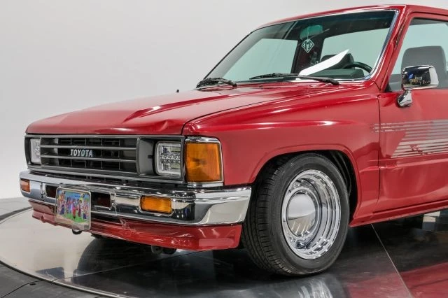 1987 Toyota Hilux 4th Gen - Image 13 of 31