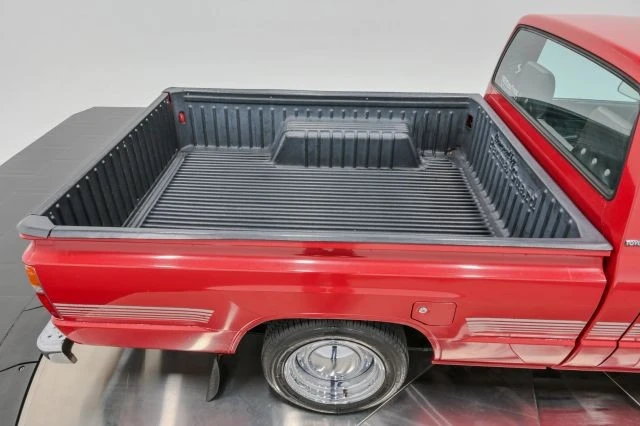 1987 Toyota Hilux 4th Gen - Image 22 of 31