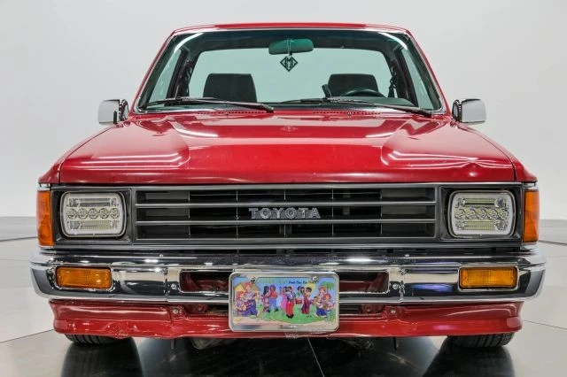 1987 Toyota Hilux 4th Gen - Image 15 of 31