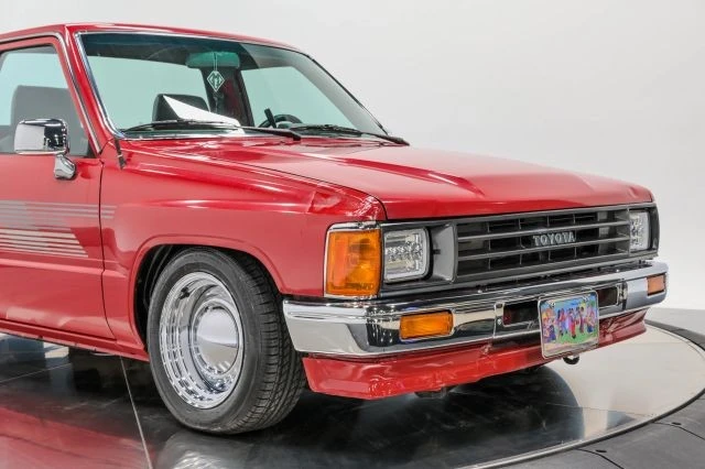 1987 Toyota Hilux 4th Gen - Image 14 of 31