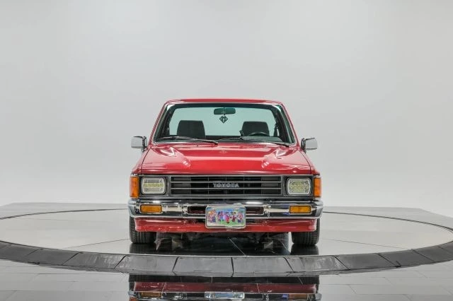 1987 Toyota Hilux 4th Gen - Image 12 of 31