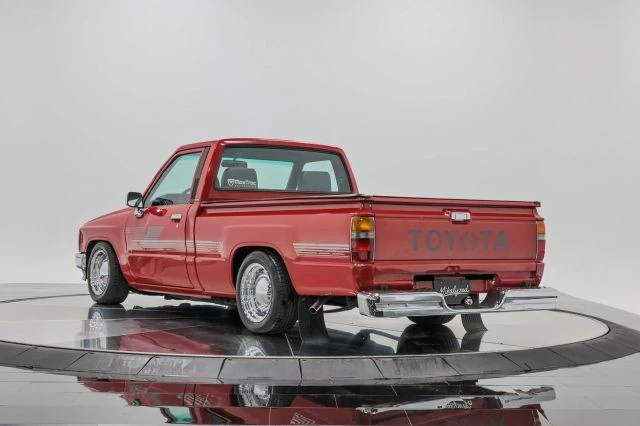 1987 Toyota Hilux 4th Gen - Image 5 of 31