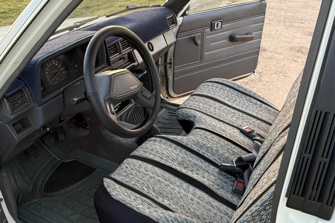 1987 Toyota Hilux 4th Gen - Image 29 of 31