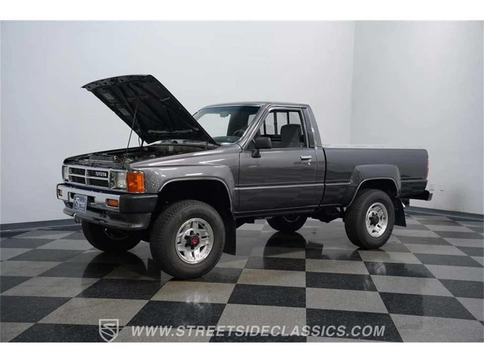 1987 Toyota Hilux 4th Gen - Image 30 of 31